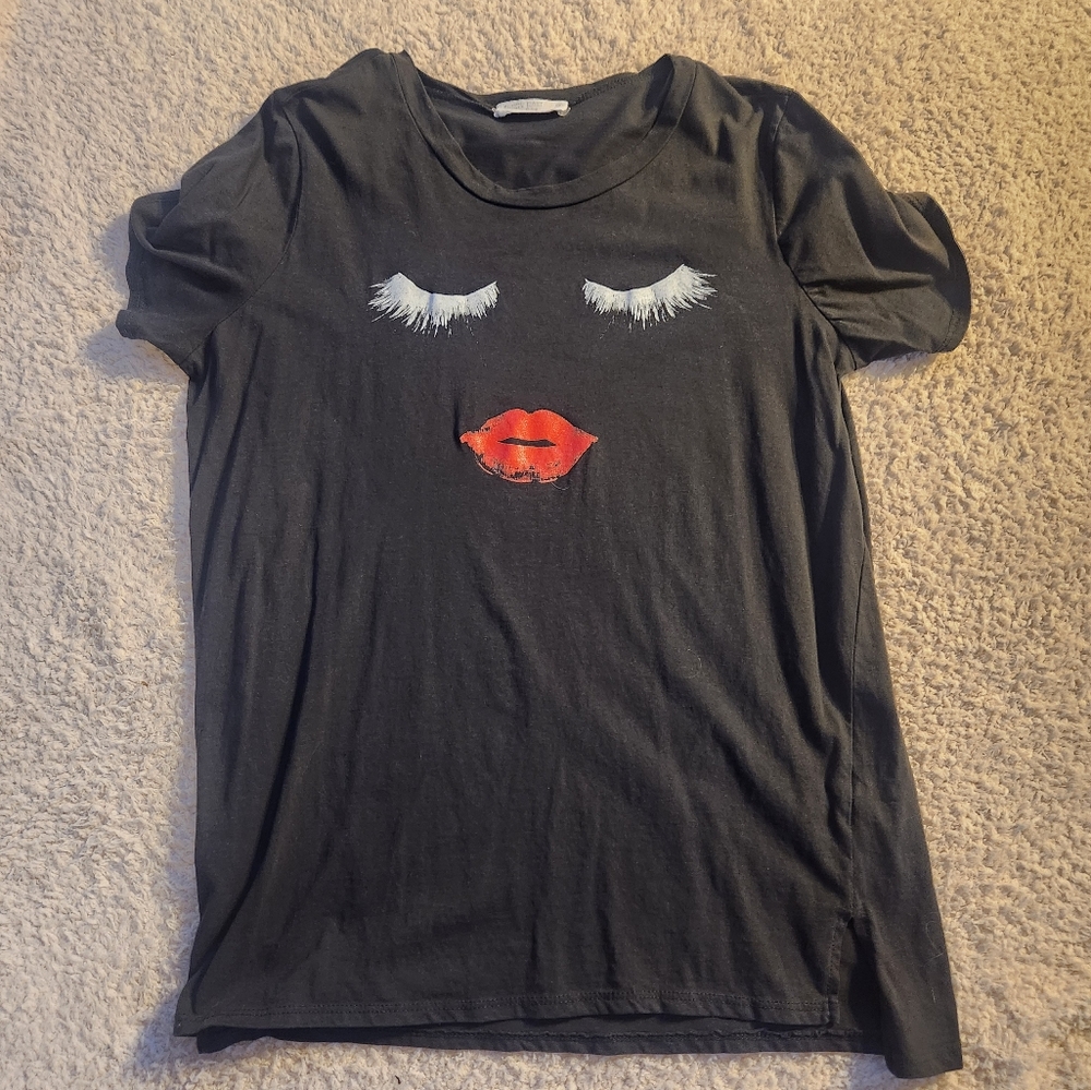 Xl lashes and lips tee